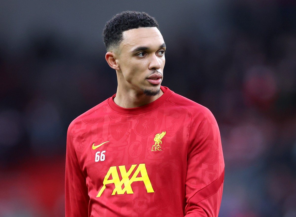 Trent Alexander-Arnold in the pre-match warmup for Liverpool