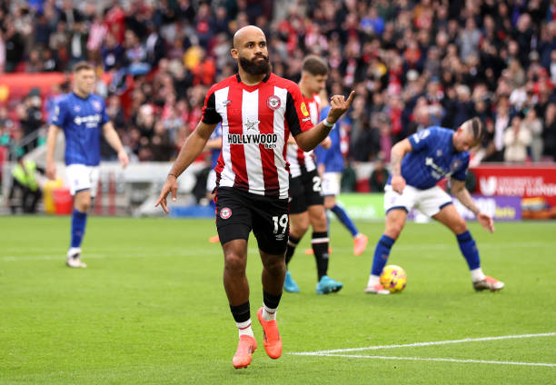 Brentford striker Bryan Mbeumo celebrating a goal