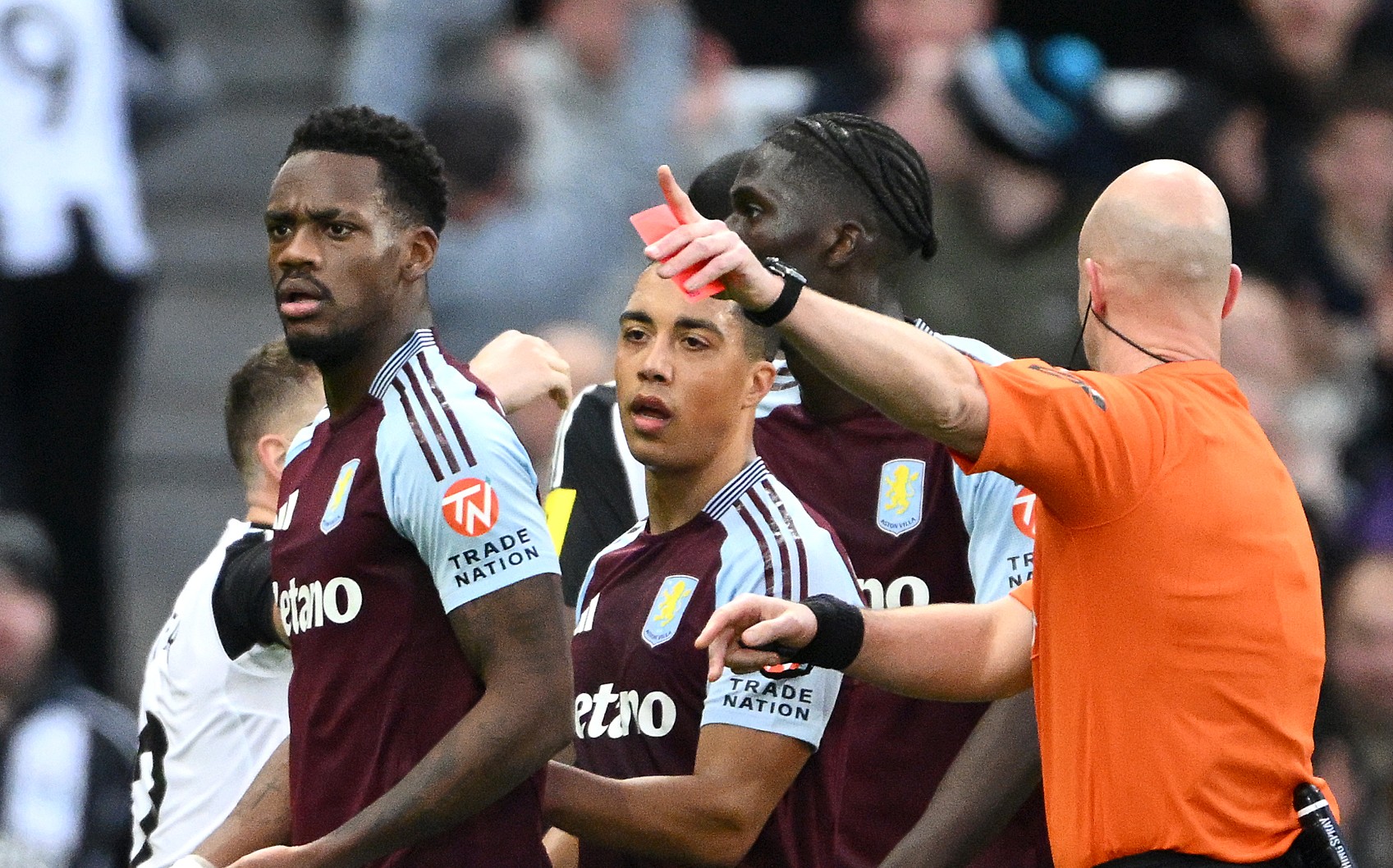 Jhon Duran of Aston Villa receives a red card