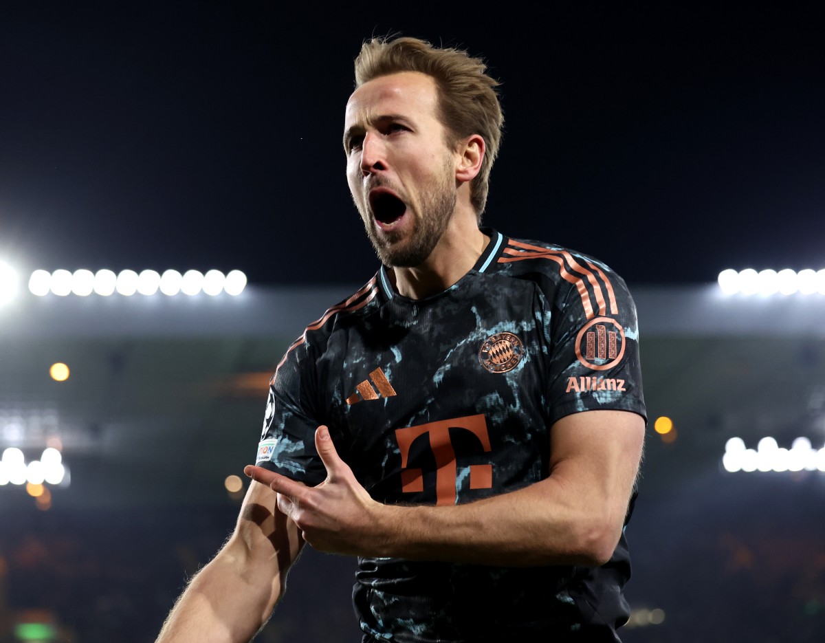 Harry Kane celebrates scoring for Bayern against Celtic