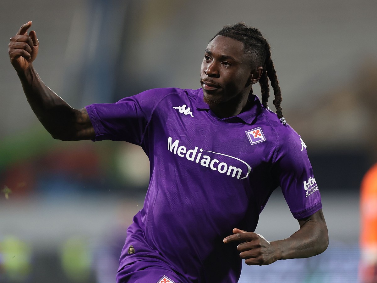 Moise Kean celebrates scoring for Fiorentina