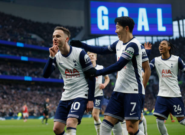 James Maddison celebrating against Man United