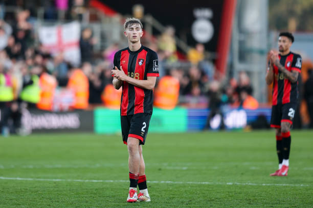 Dean Huijsen applauding the Bournemouth fans