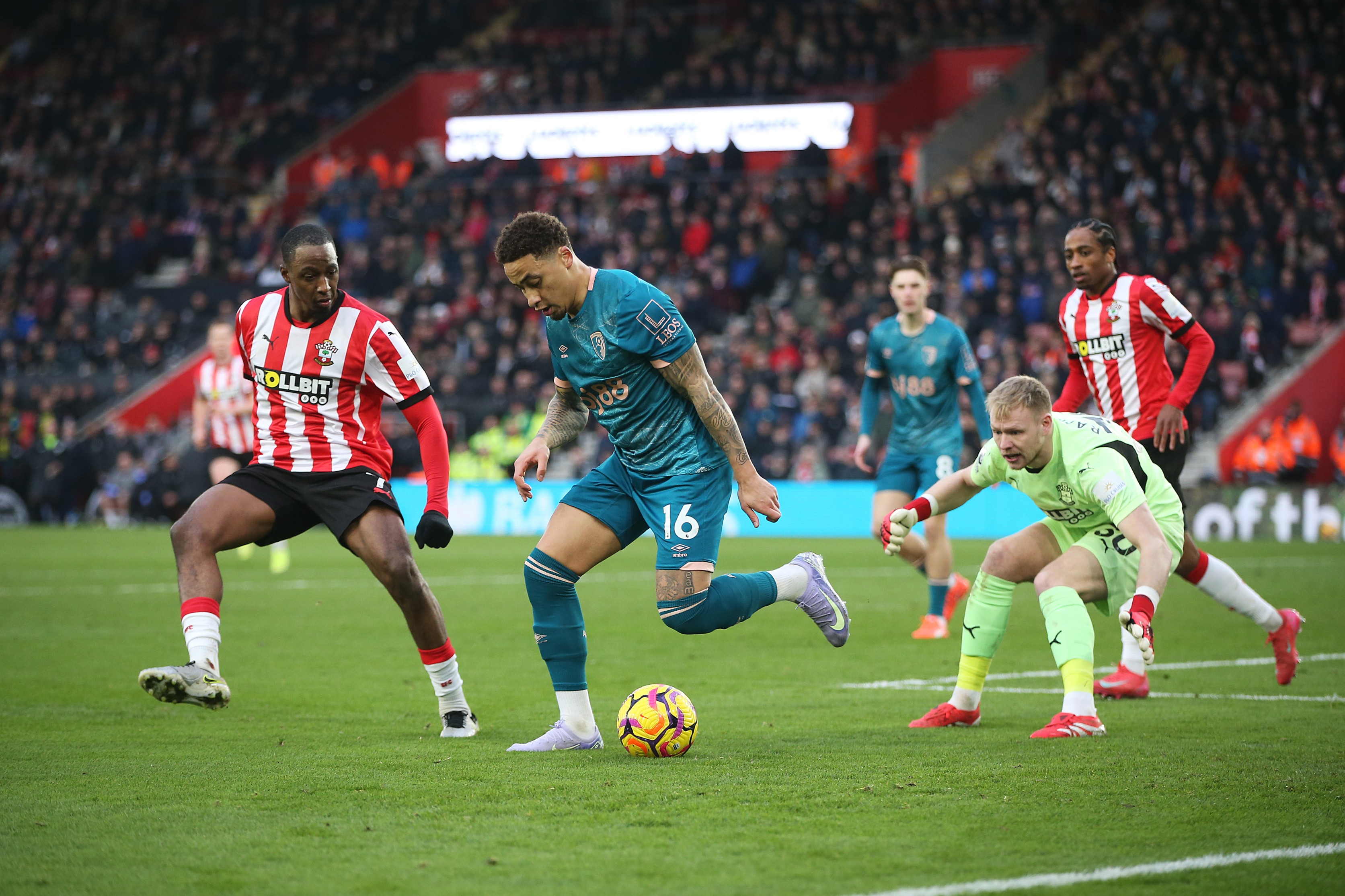 AARON RAMSDALE OF SOUTHAMPTON in action