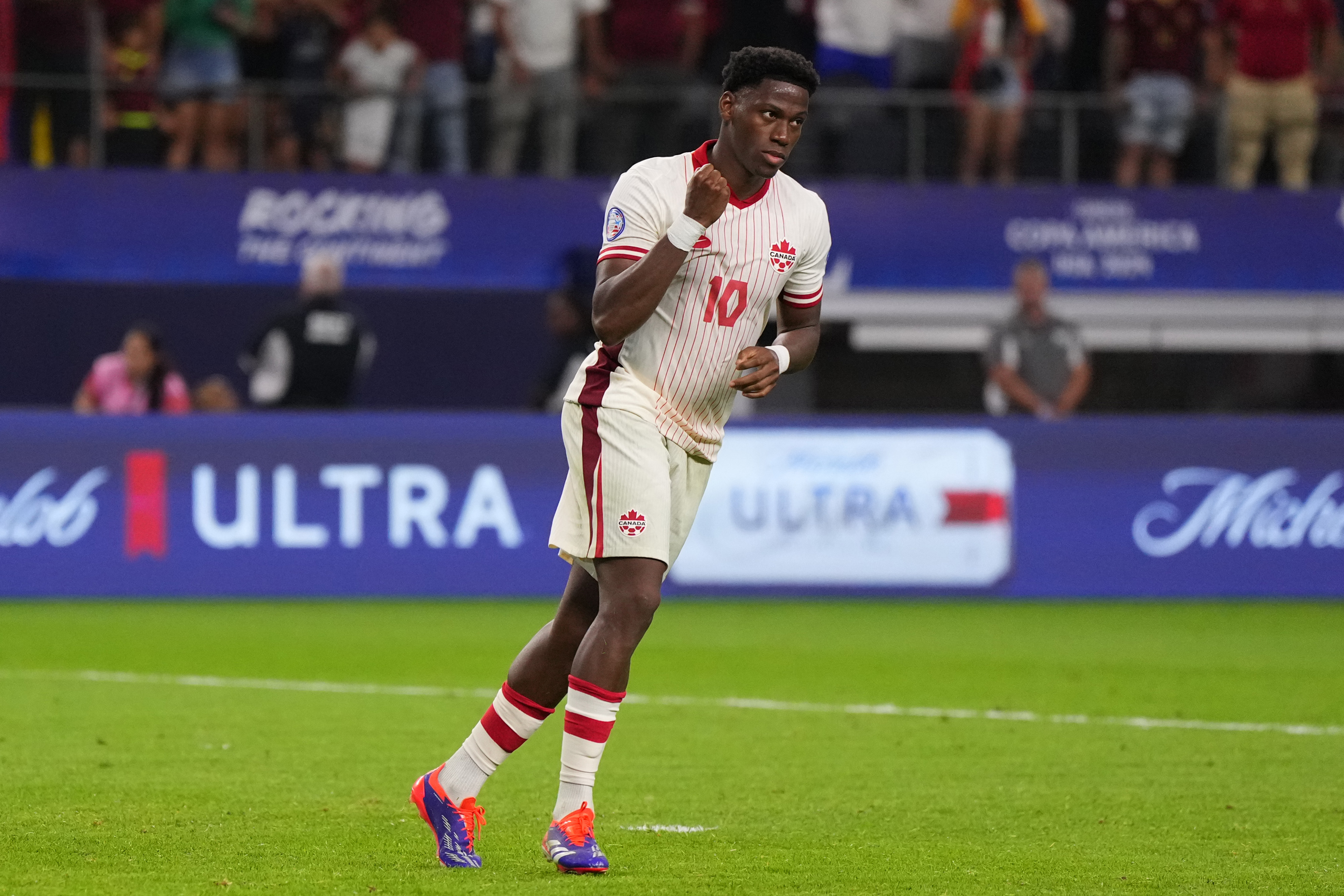 Jonathan David reacts during the CONMEBOL Copa America 2024 quarter-final match against Venezuela