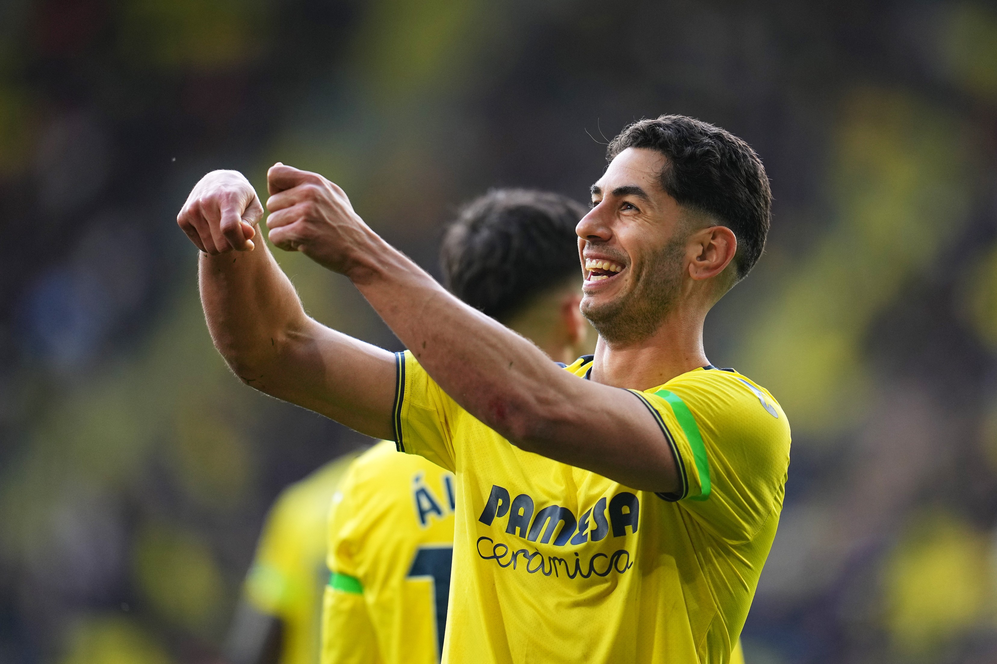 Ayoze Pérez de Vil -Vil -real CF celebrates the score