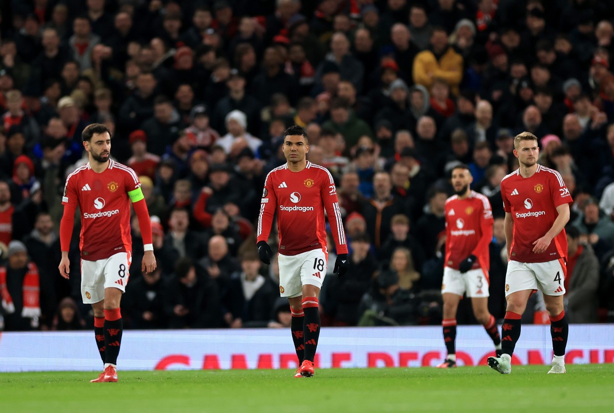 Bruno Fernandes, Casemiro and Matthijs of Ligt of Man United