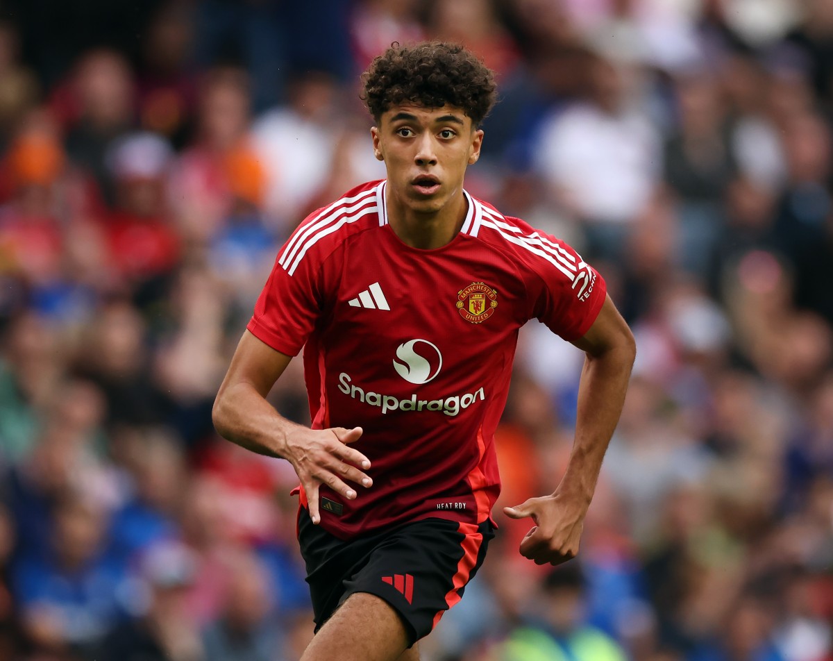 Ethan Wheatley in action for Manchester United