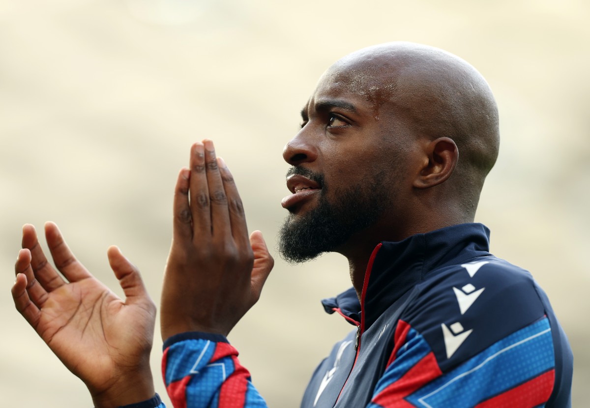 Jean-Philippe Mateta applauds the Crystal Palace fans