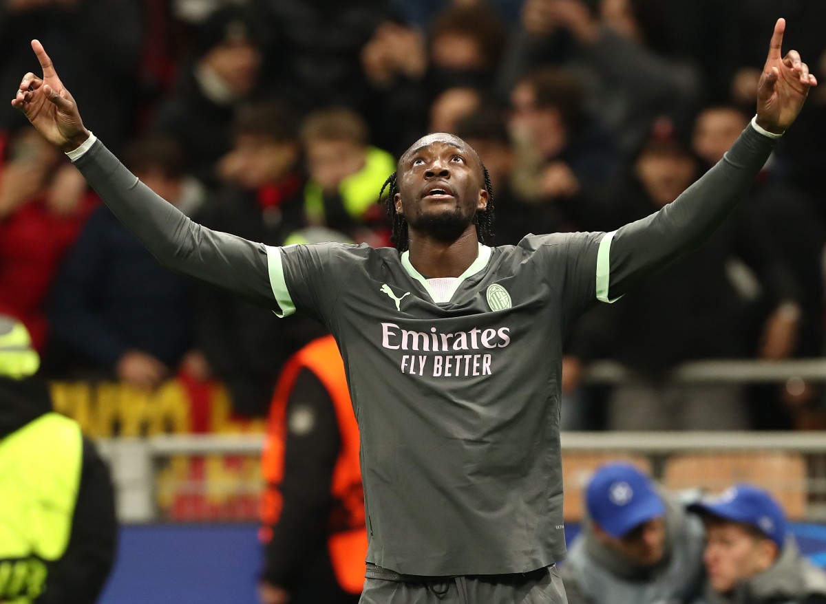 Tammy Abraham celebrates a goal for Milan AC Milan