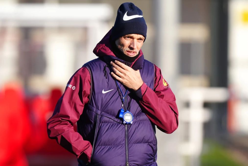 Thomas Tuchel holds a training session