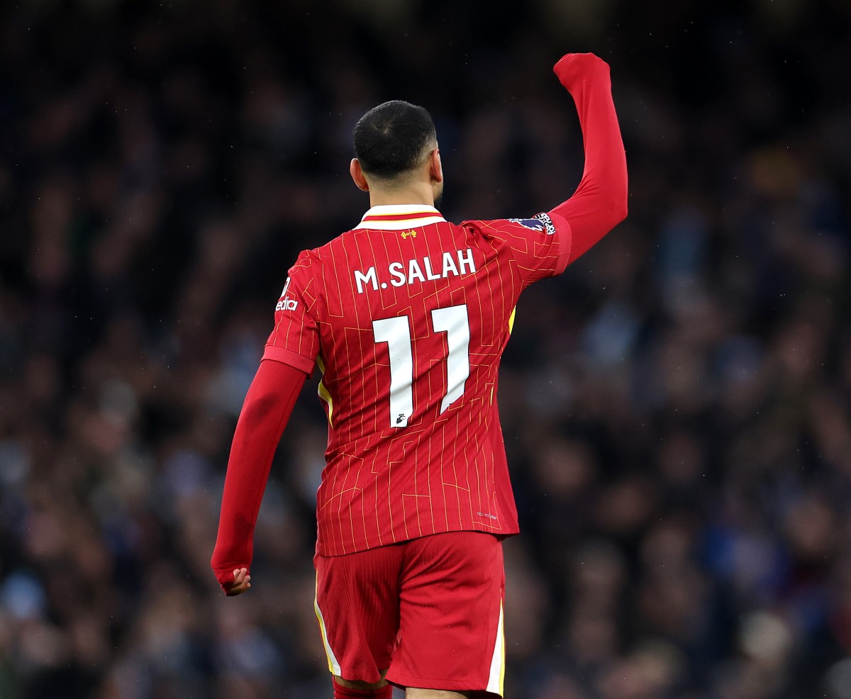 يحتفل محمد صلاح النتيجة ليفربول ضد مان سيتي