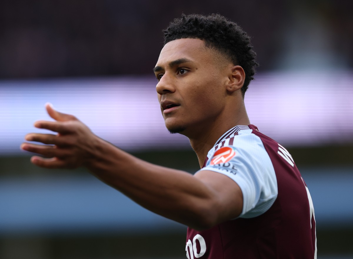 Ollie Watkins in action for Aston Villa