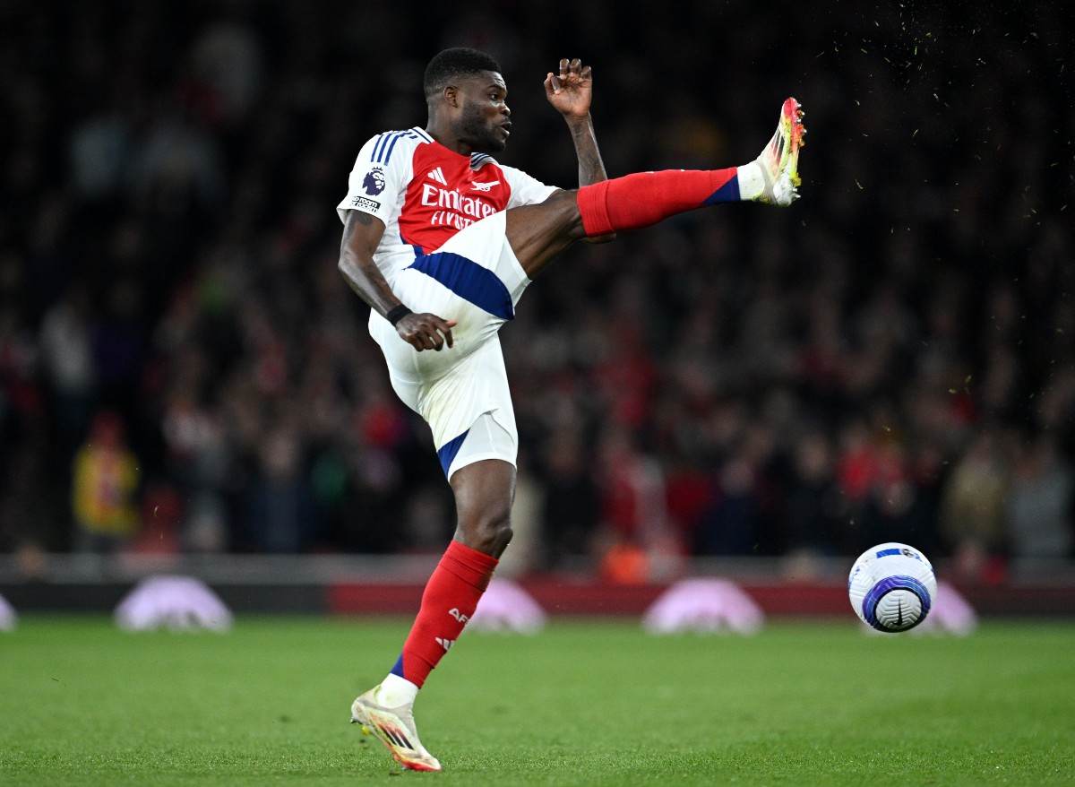 Thomas Partey in action for Arsenal