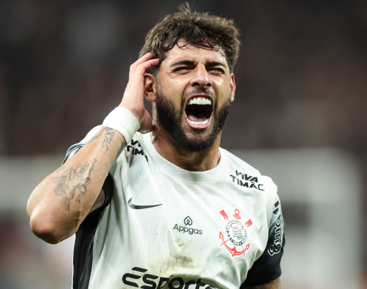Yuri Alberto celebrates the goal of Corinthians