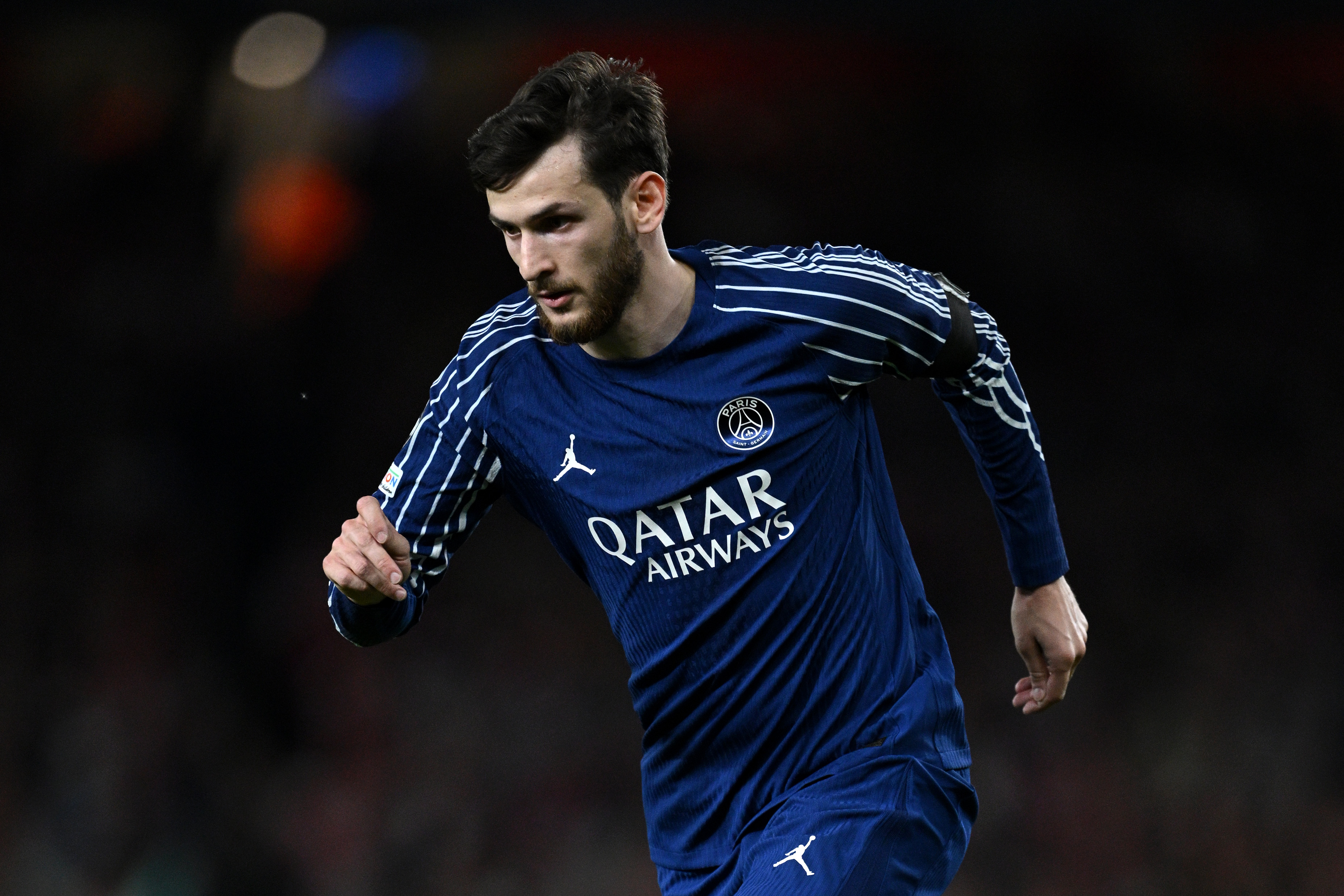 Khvich Quadatskhelia in an action for PSG
