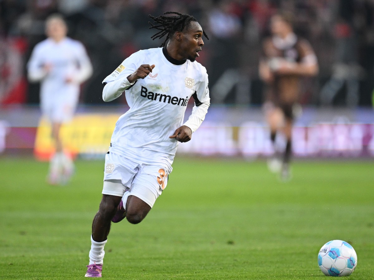 Jeremie Frimpong in action for Bayer Leverkusen