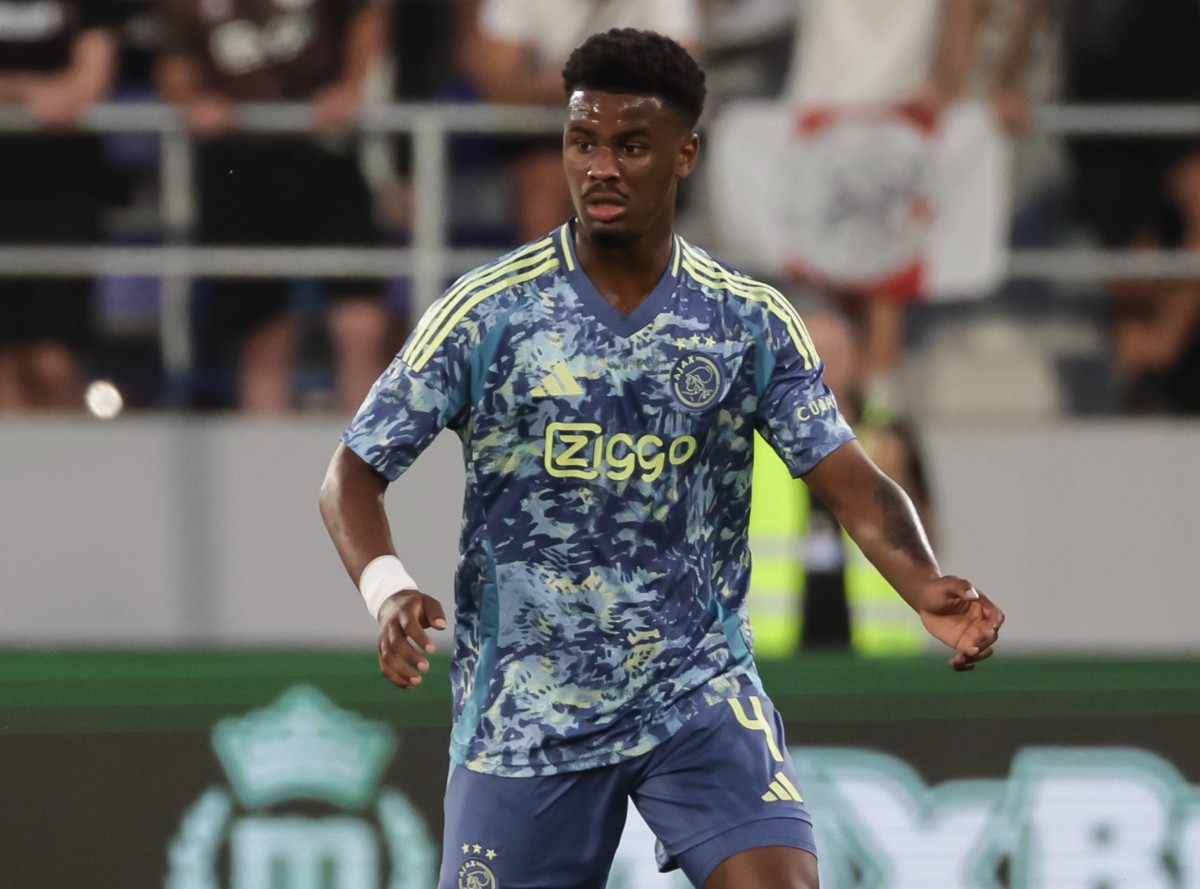 Jorrel Hato is in action for Ajax