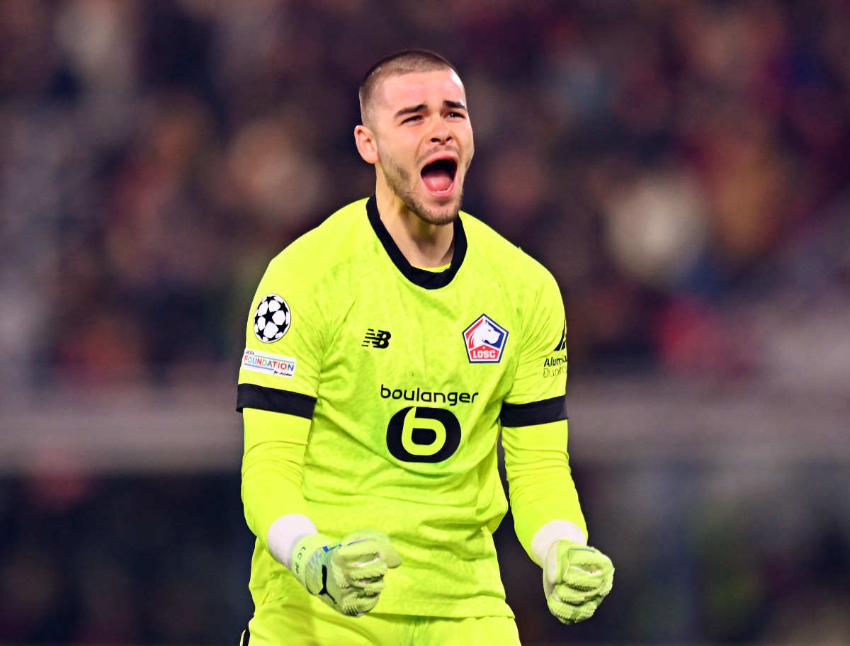 Lille goalkeeper Lucas Chevalier celebrates