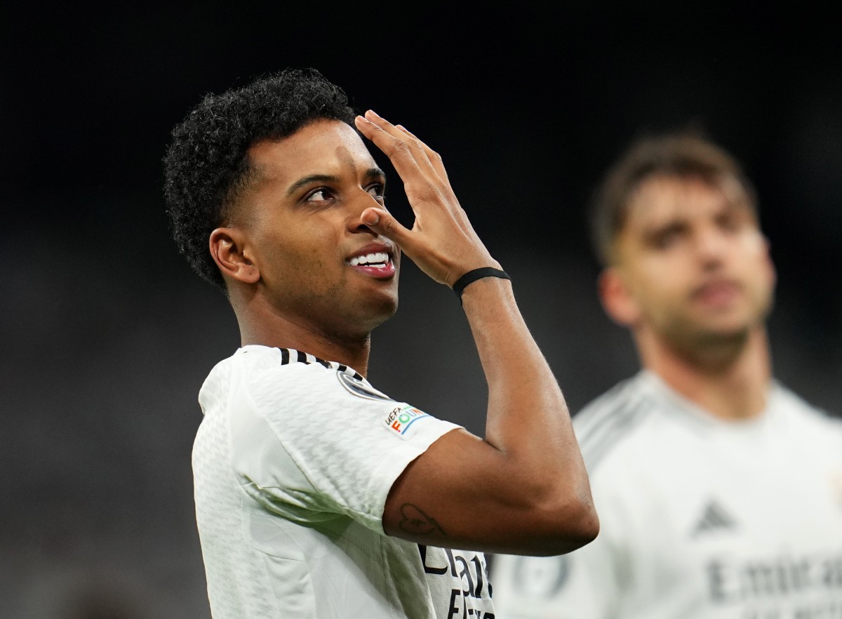 Rodrygo celebrates the score of Real Madrid