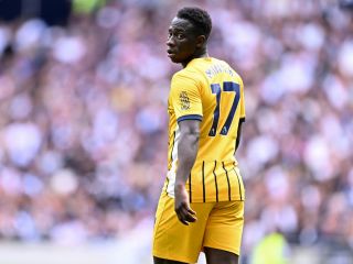 Yankuba Minteh in action for Brighton