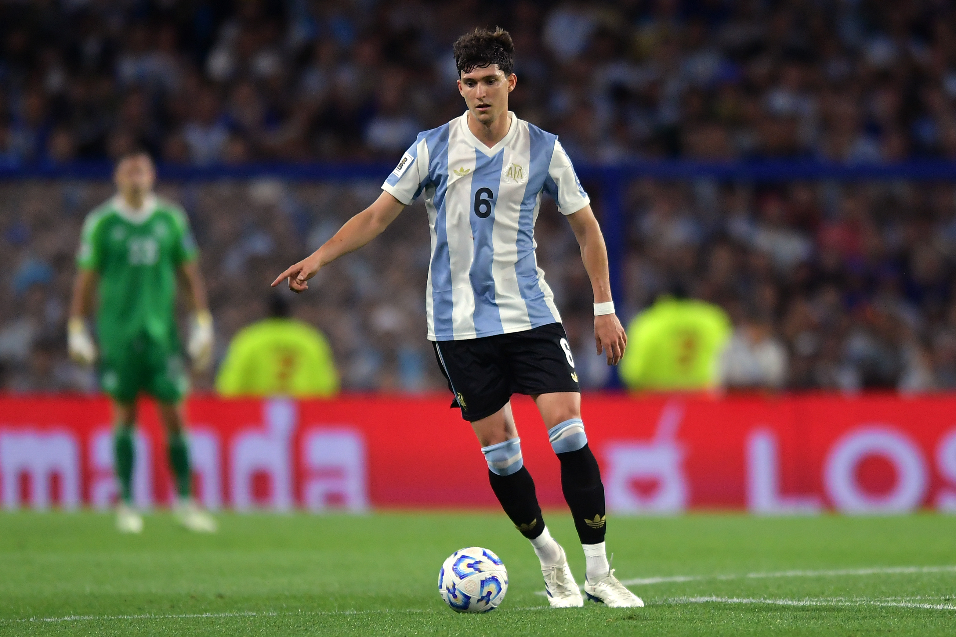 Leonardo Balerdi of Argentina controls the ball during the South American FIFA World Cup 2026 Qualifier match
