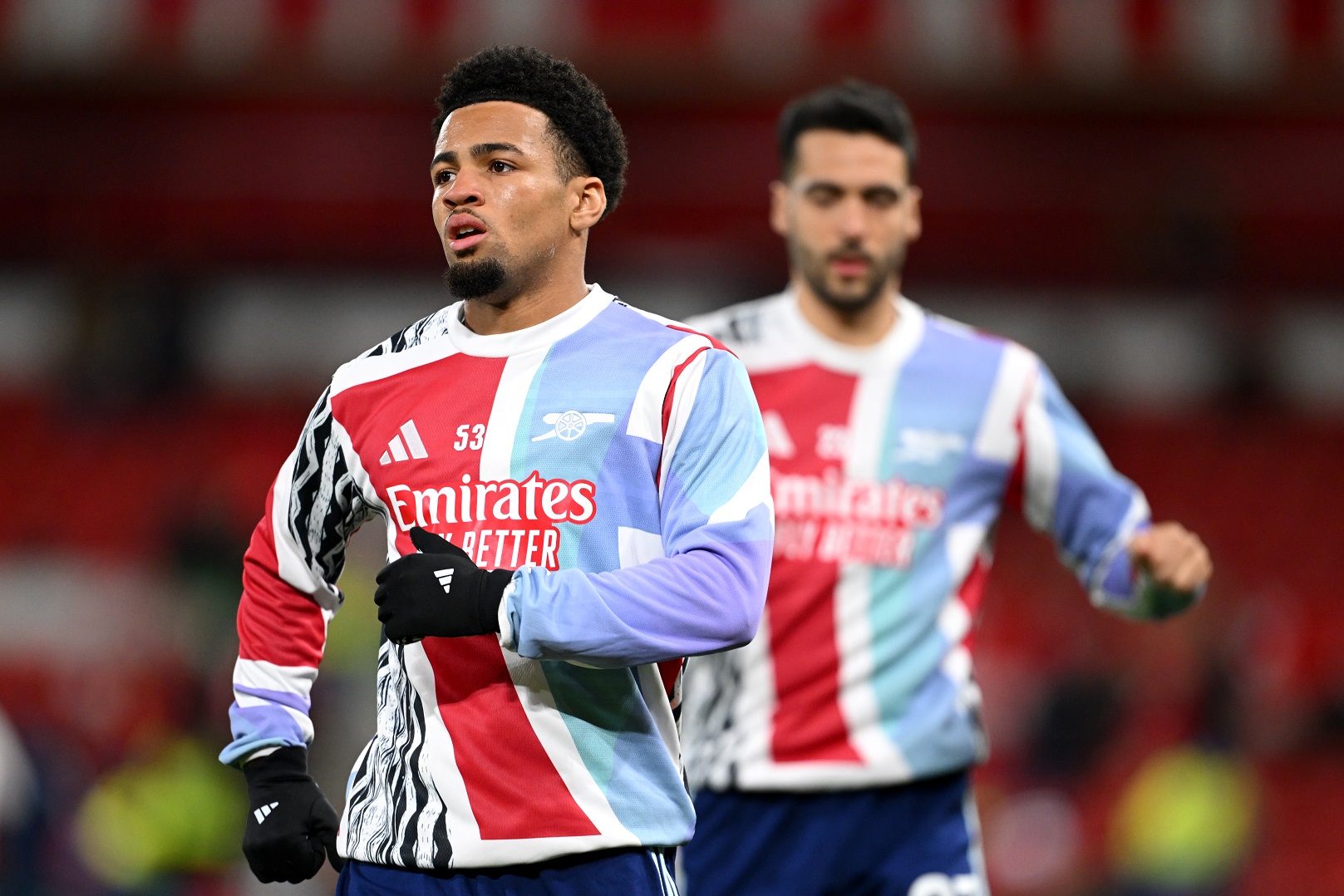 Ethan Nwaneri warming up for Arsenal