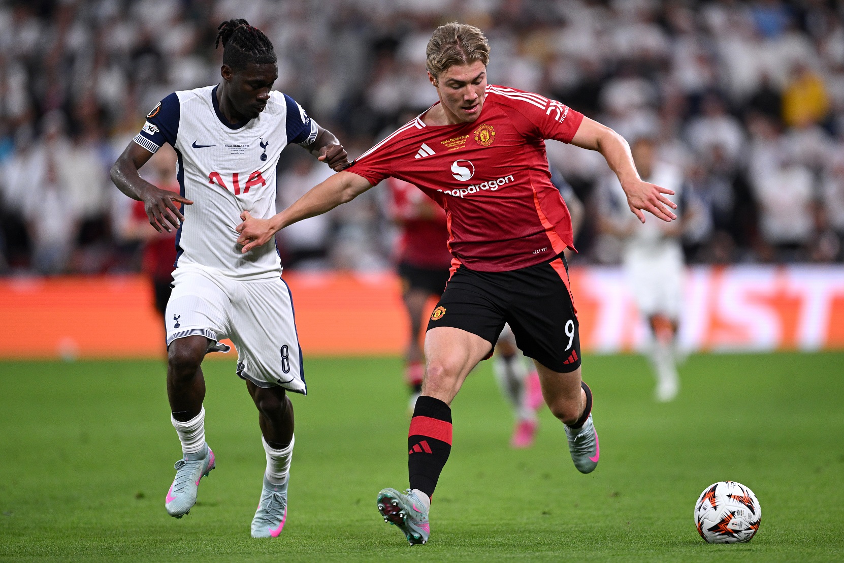 Rasmus Hojlund in an action for Man United