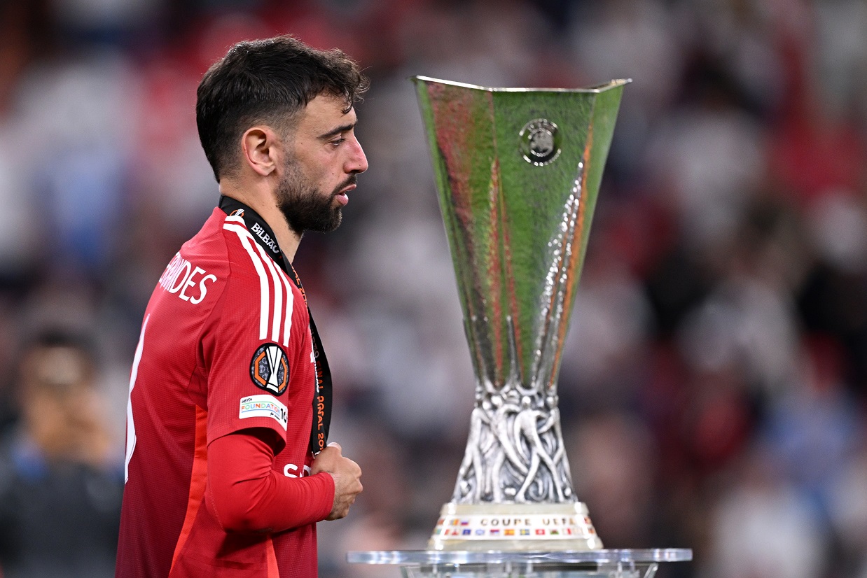 Bruno Fernandes by Man United 
