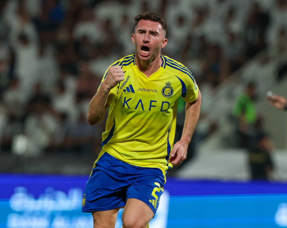 Aymeric Laporte celebrates a goal for Al Nassr