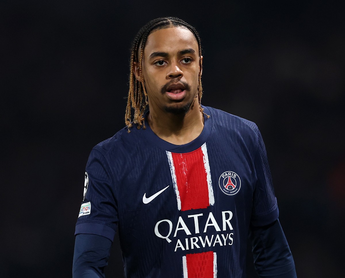 Bradley Barcola in action for PSG