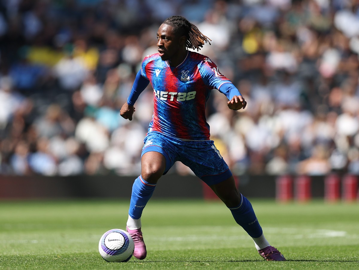 Eberechi Eze in action for Crystal Palace against Tottenham