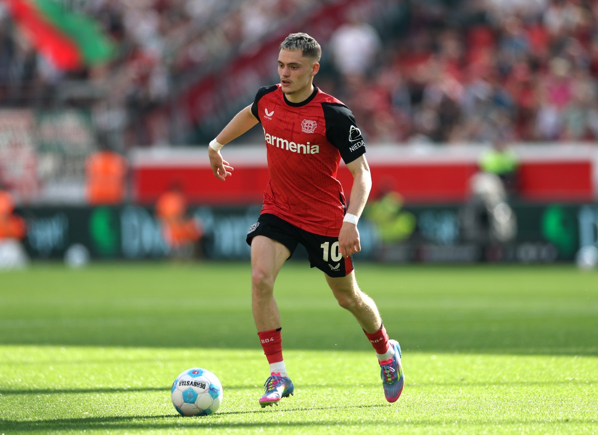 Florian Wirtz of Bayer Leverkusen in action