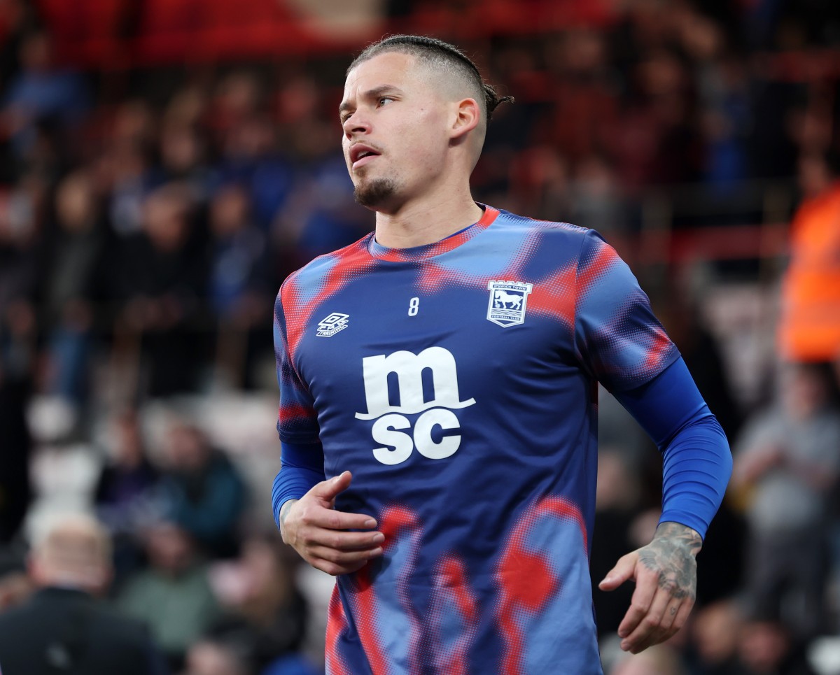 Kalvin Phillips je vyhrievaný pre mesto Ipswich