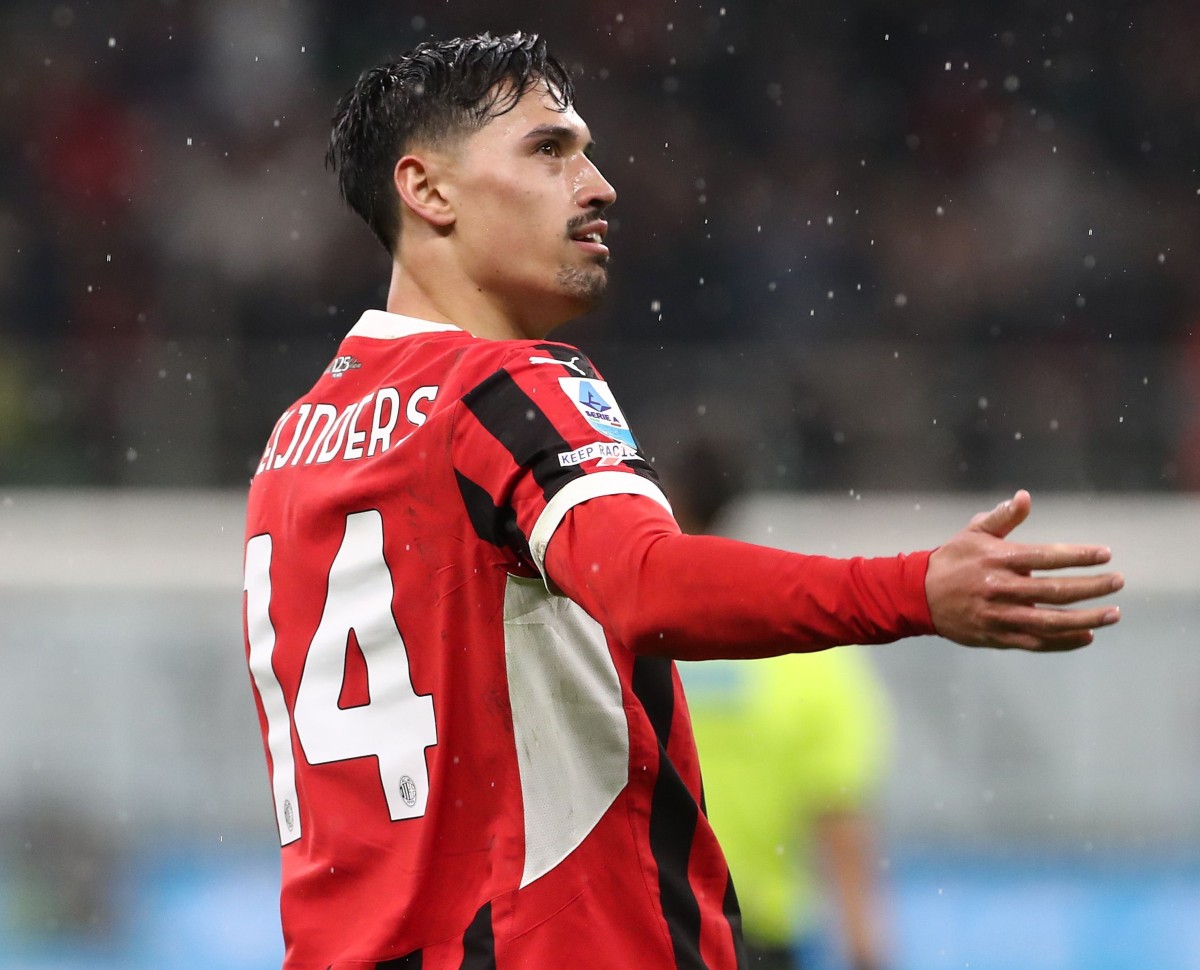 Tijjani Reijnders celebrates a goal for AC Milan