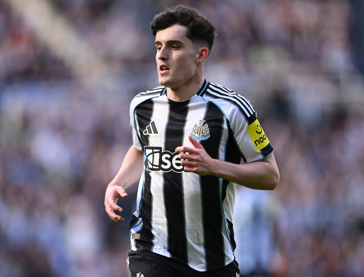 Tino Livanceto in action for Newcastle United