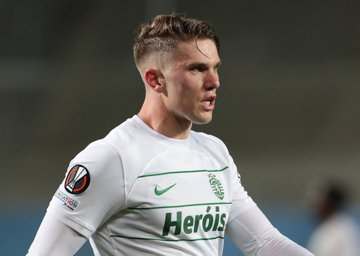 Viktor Gyokeres In Action for Sport Lisbon Against Atalanta