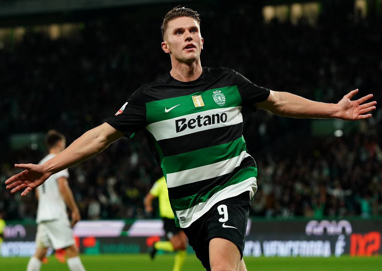 Viktor Gyokeres celebrates scoring for Sporting 