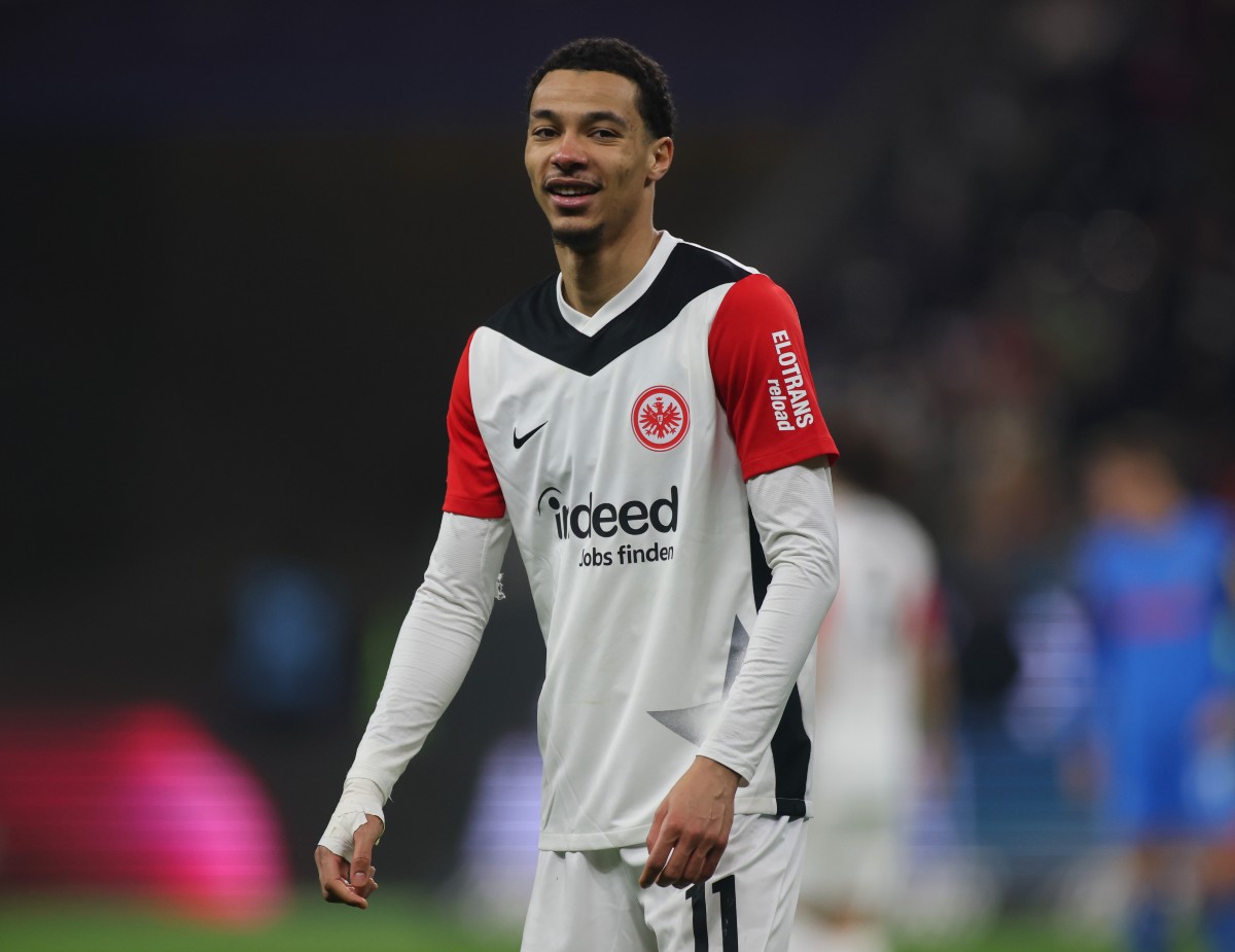 Hugo Ekitike, in the action for Eintracht Frankfurt last season