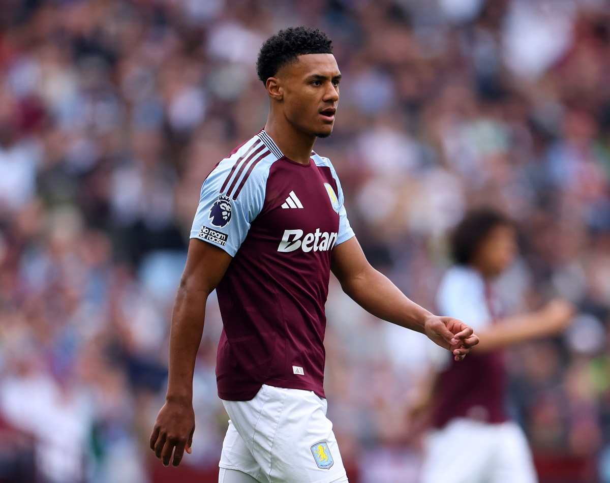 Ollie Watkins in action for Aston Villa