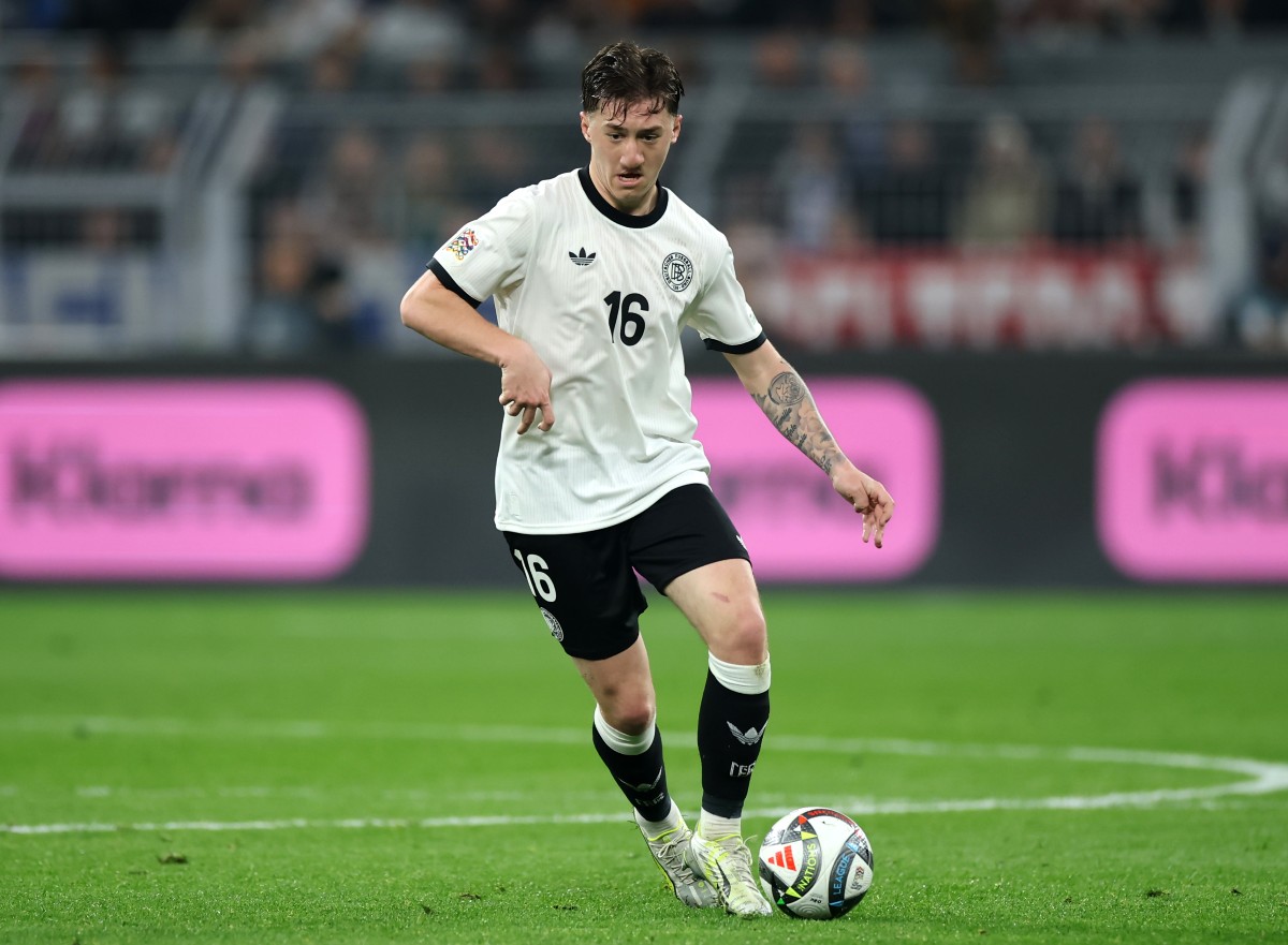 Angelo Stiller in action for the German national team