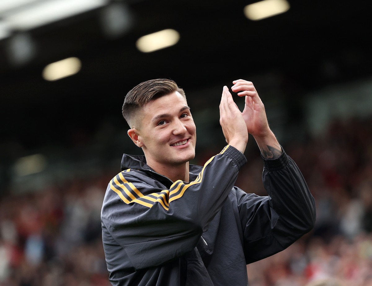 Benjamin Seasko When Sesco Sceko is bound in the old Truthford, Manchester United