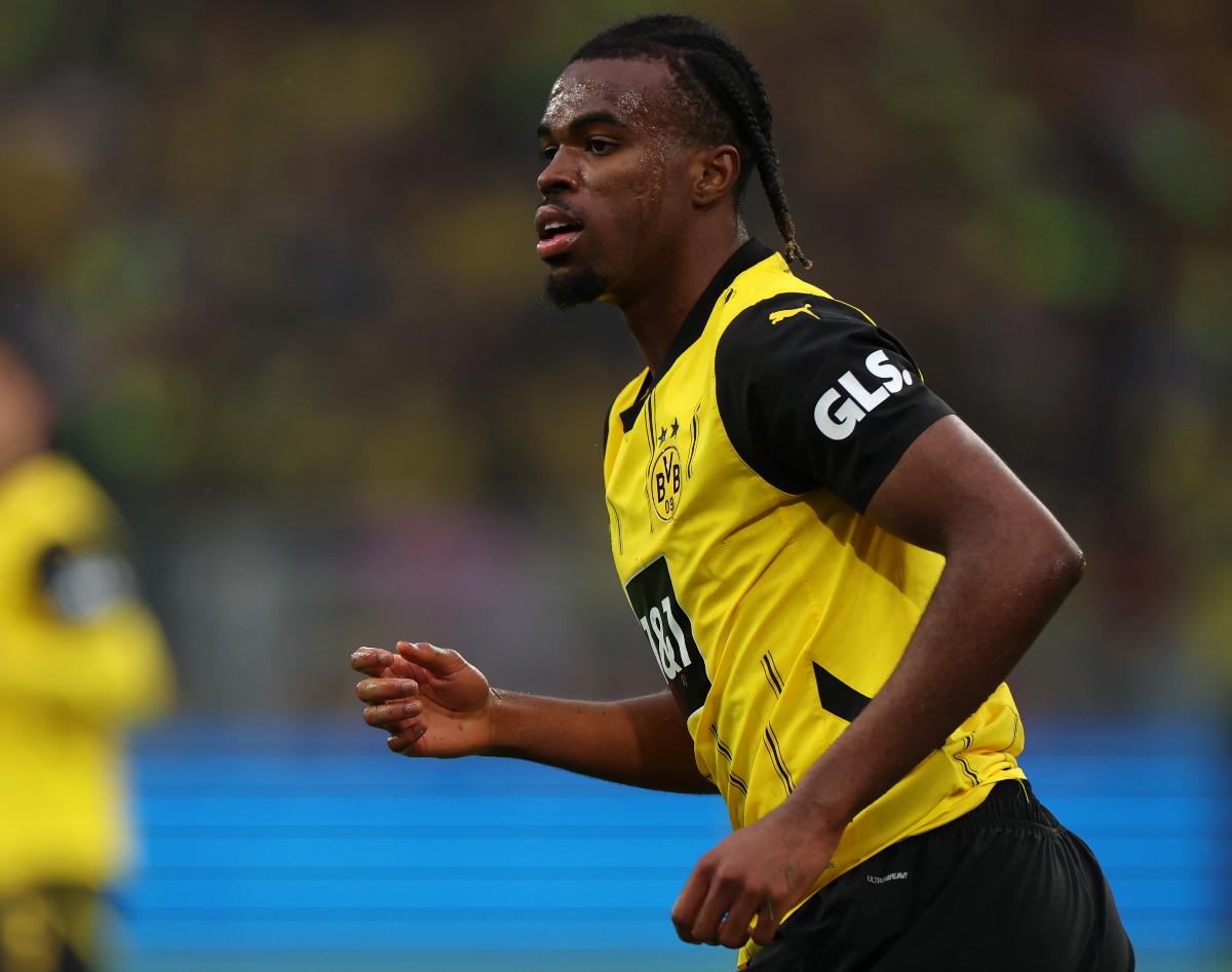 Carney Chukwuemeka in action for Borussia Dortmund
