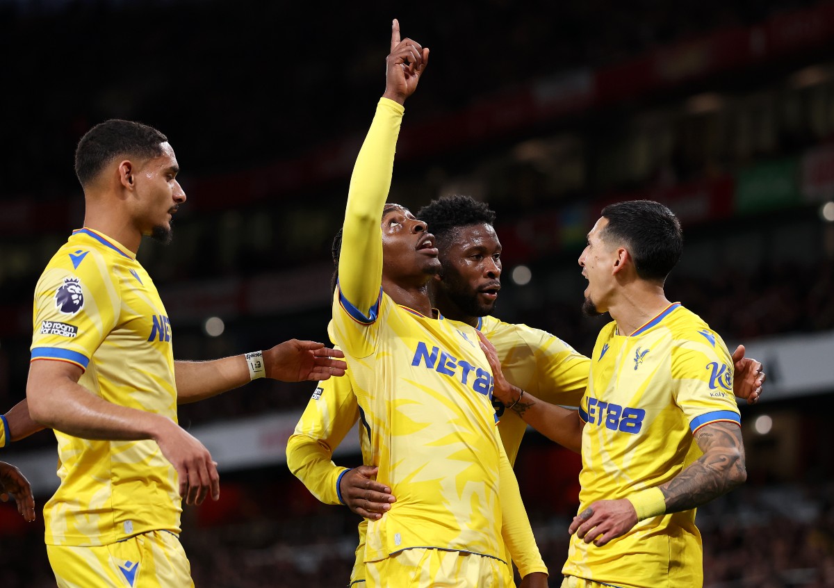 Eberechi Eze celebrates a goal for Crystal Palace against Arsenal