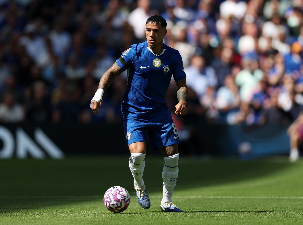 Enzo Fernandez in action for Chelsea against Crystal Palace