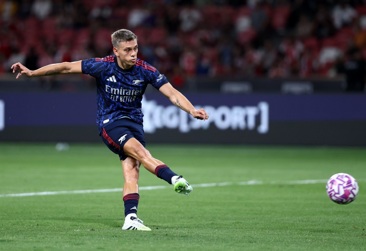 Leandro Trossard in action for Arsenal in pre-season