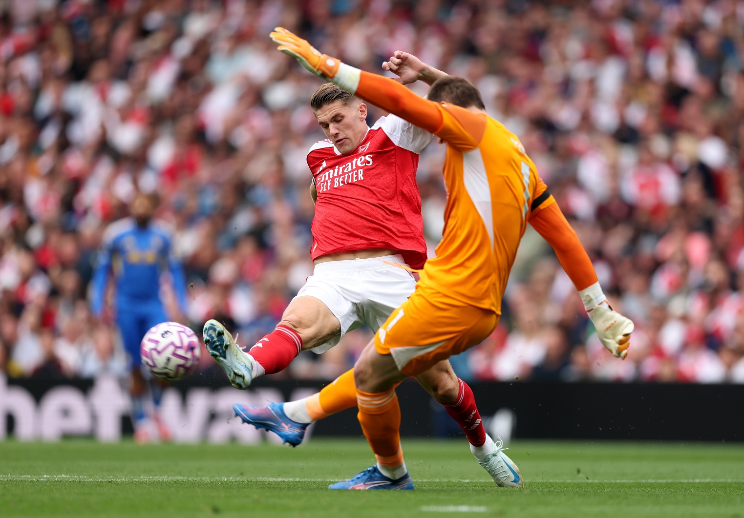 Viktor Gyoekeres of Arsenal is challenged by Lucas Perri of Leeds United