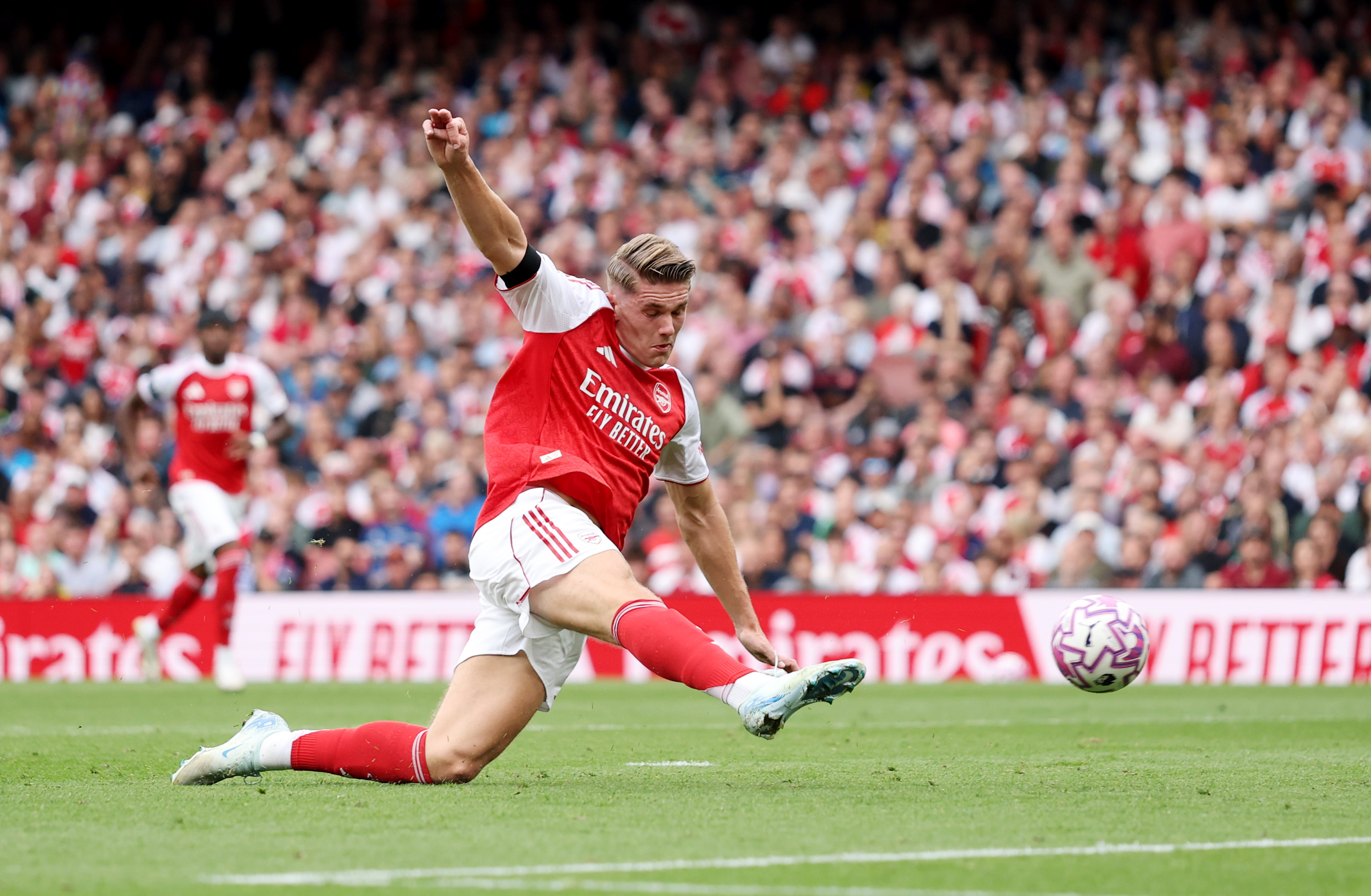 VikTor Gyoekres of Arsenal takes a bullet during the Premier League match between Arsenal and Leeds United