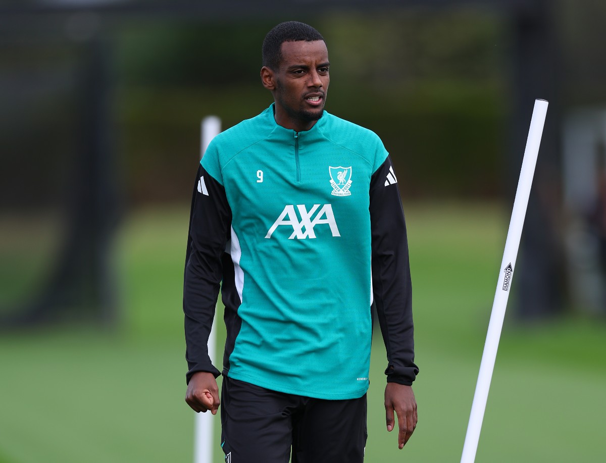 Alexander Isak in Liverpool training