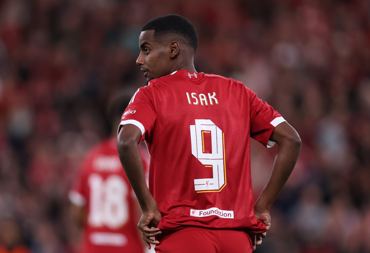 Alexander Isak in action on his Liverpool debut